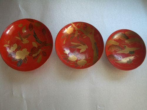 お値下げ！輪島塗 金蒔絵 花鳥 松に鶴紋様 三重盃 朱塗 漆器 盃杯 酒器