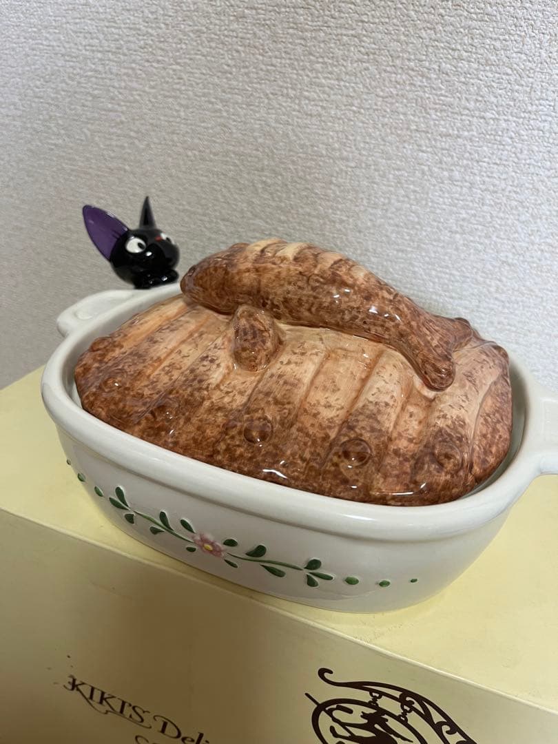 魔女の宅配便 ジジ ニシンのパイ　クッキージャー　未使用　陶器製　箱あり　キキ