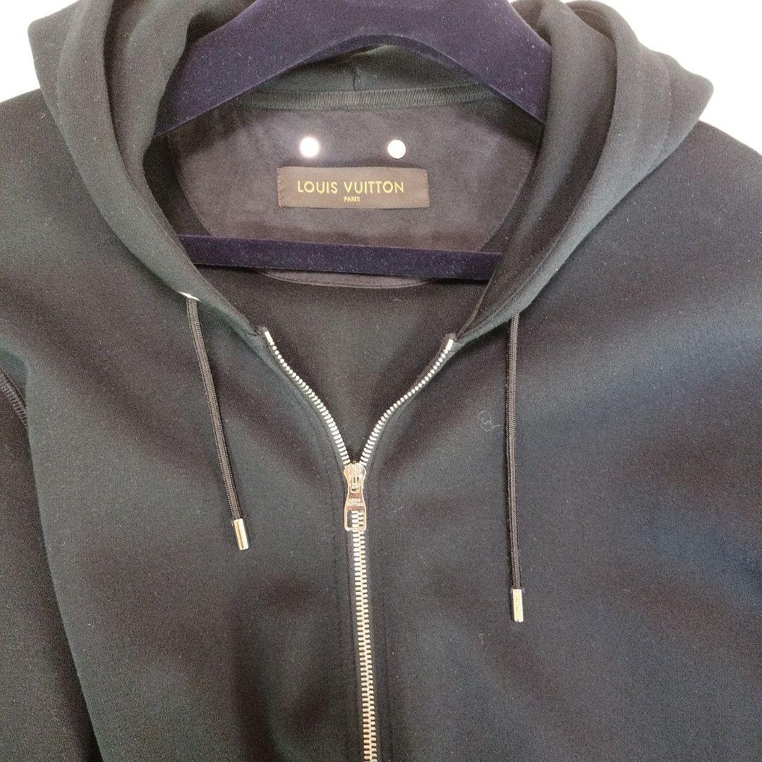 LOUIS VUITTON ジップアップパーカー シルバー金具 LVロゴ メンズ