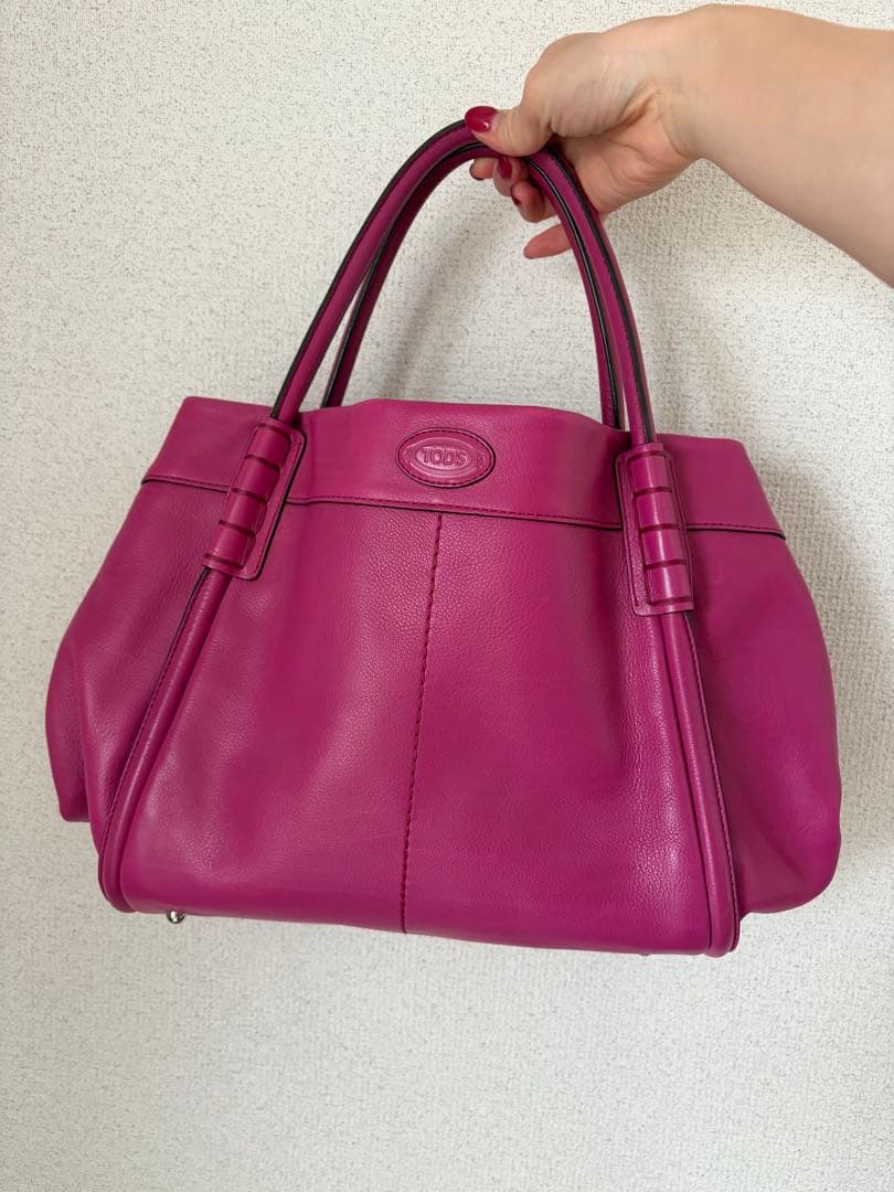 TOD'S ピンク ハンドバッグ