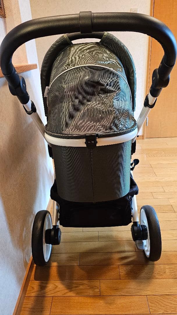 ペットカート ピッコロカーネ タント3 美品