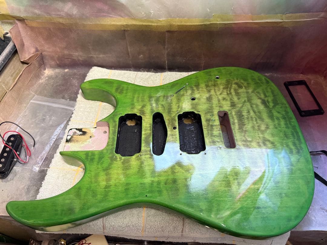 【メンテ済】MODエレキギター ブラスブロックストラトタイプ虎杢Ibanez