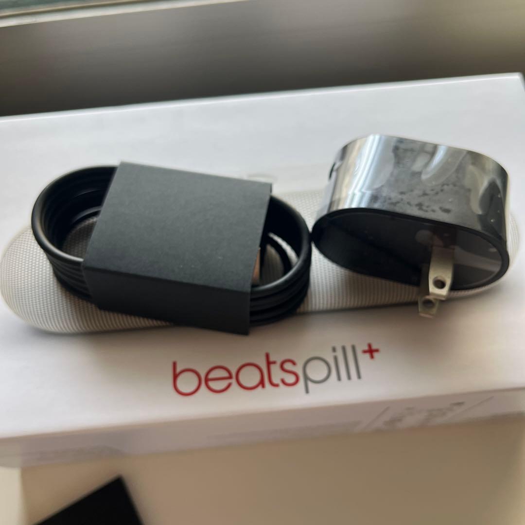 Beats Pill+ ポータブルワイヤレススピーカー