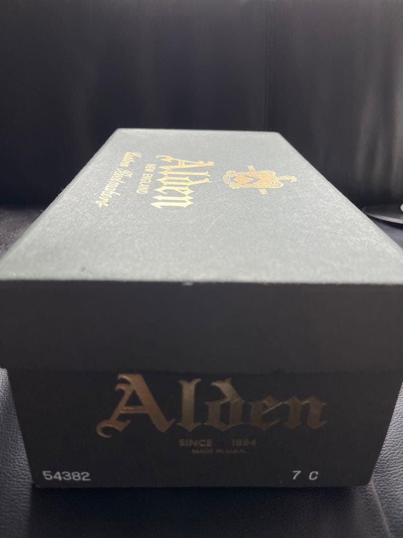 オールデン54382 Vチップ 7C ウイスキーコードバン