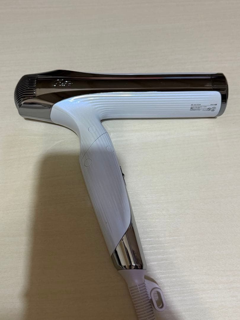 リファ　ヘアドライヤー　スマート　w　ホワイト