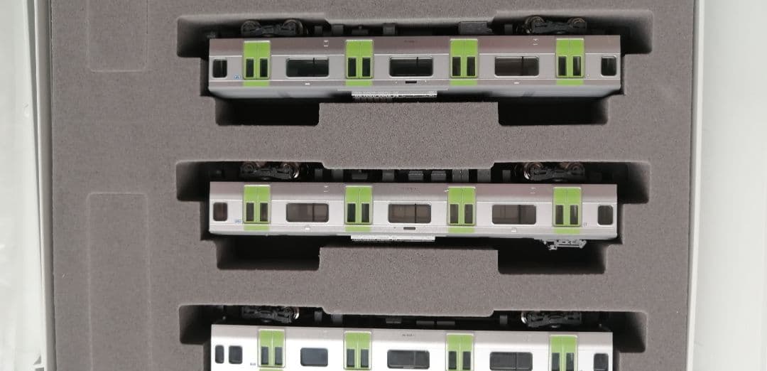 1100XXさん価格交渉品！TOMIX E235 山手線 04編成 98984