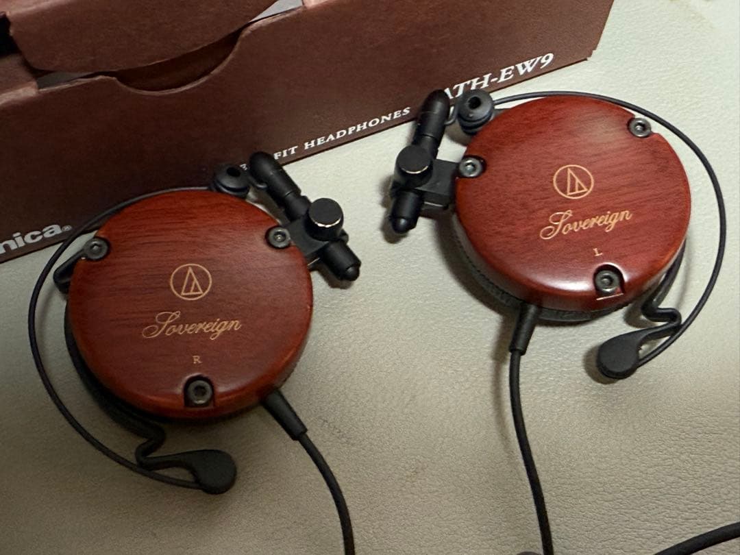 ほぼ未使用★audio-technica ATH-EW9