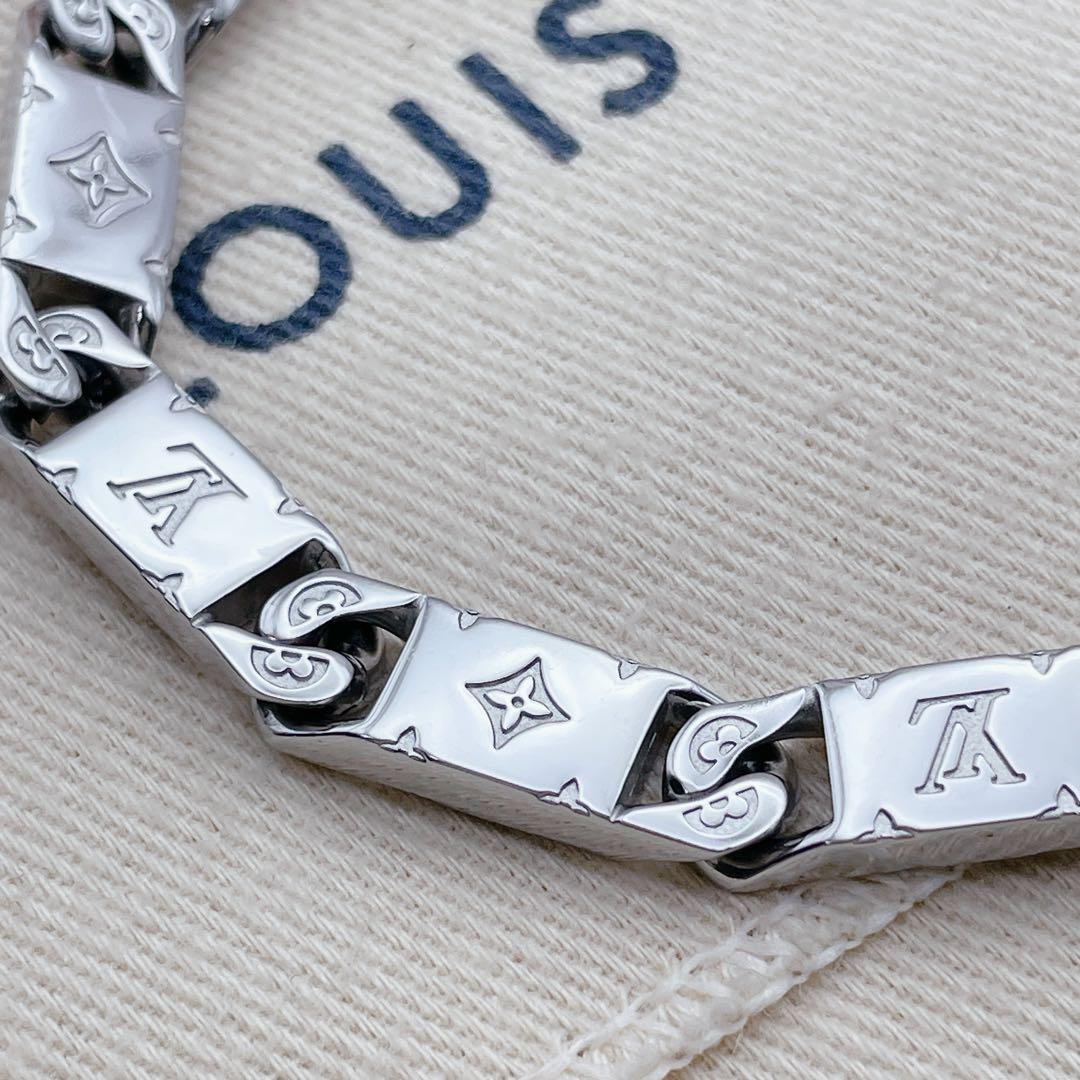 LOUIS VUITTON ブレスレット　プレート　タイドアップ　モノグラム