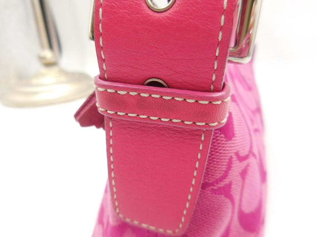 ✨COACH　コーチ　ポーチ シグネチャー ピンク キャンバス／レザー