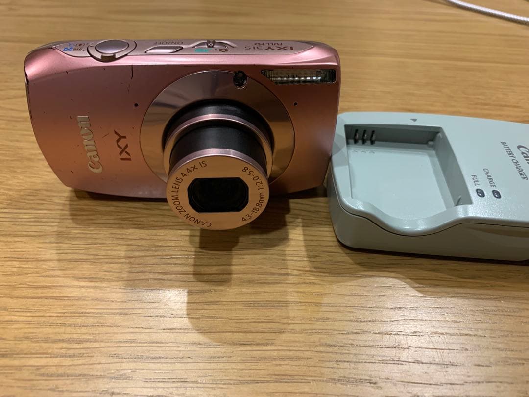 デジタルカメラ　Canon IXY 315 希少　ピンク