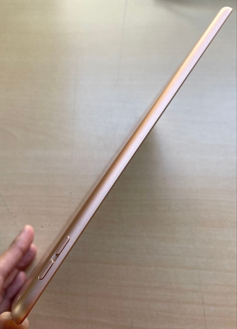 iPad 第7世代　A2197 Wi-Fi　ゴールド　128GB 超美品　#4