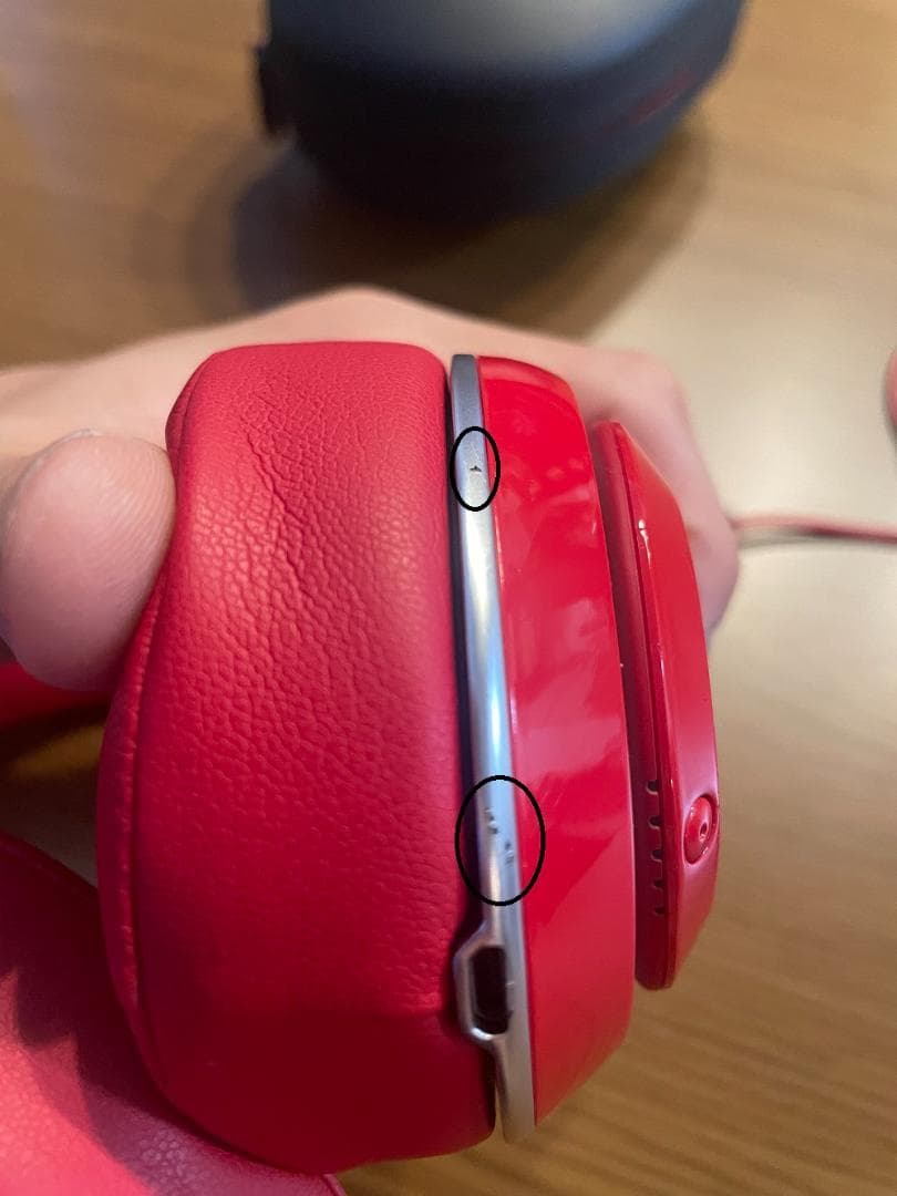 Beats studio wireless ワイヤレスヘッドホン　レッド