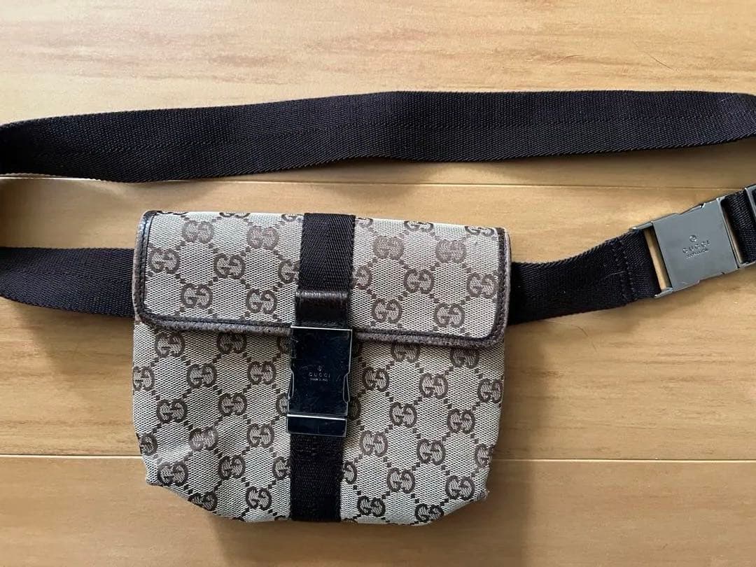 GUCCI GGキャンバス ショルダーバッグ ウエストバッグ