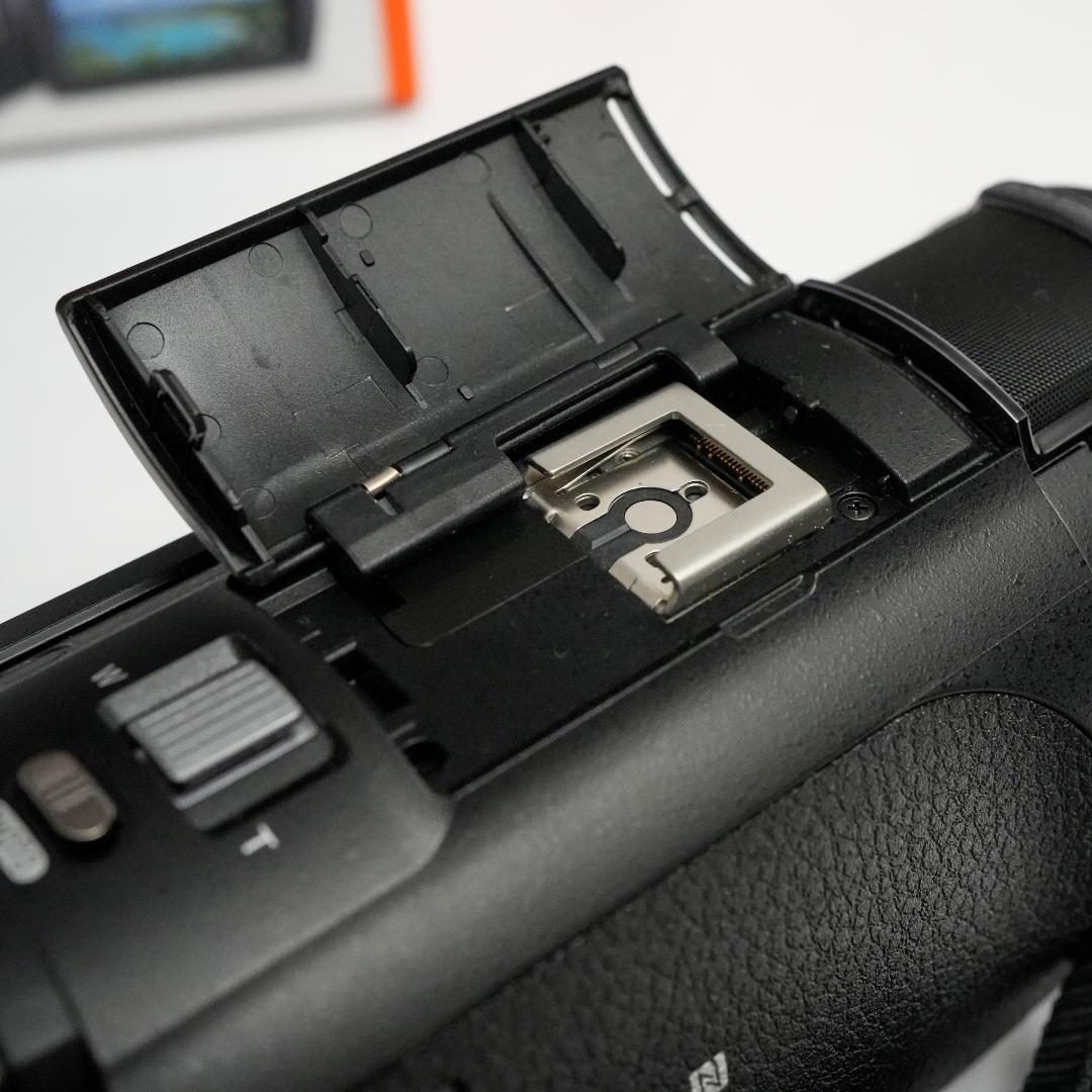 追加バッテリー&元箱付き■美品■ FDR-AX60 SONY 4K ビデオカメラ