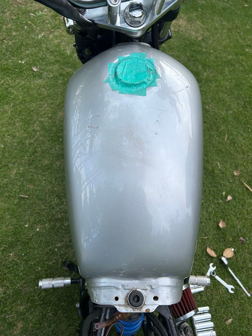 ヤマハ　ブロンコ　ガソリンタンク