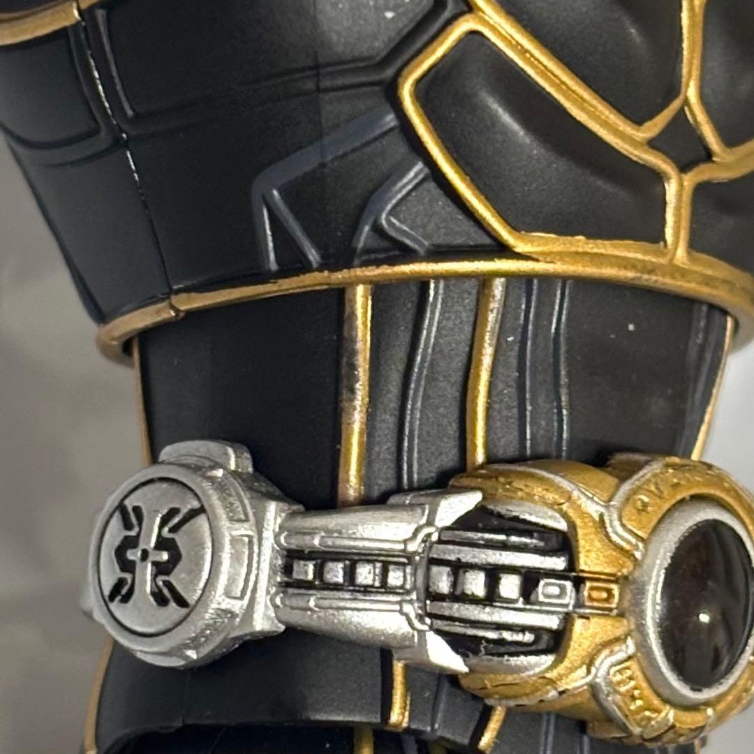 S.H.Figuarts 真骨彫製法 仮面ライダークウガ アルティメットフォーム