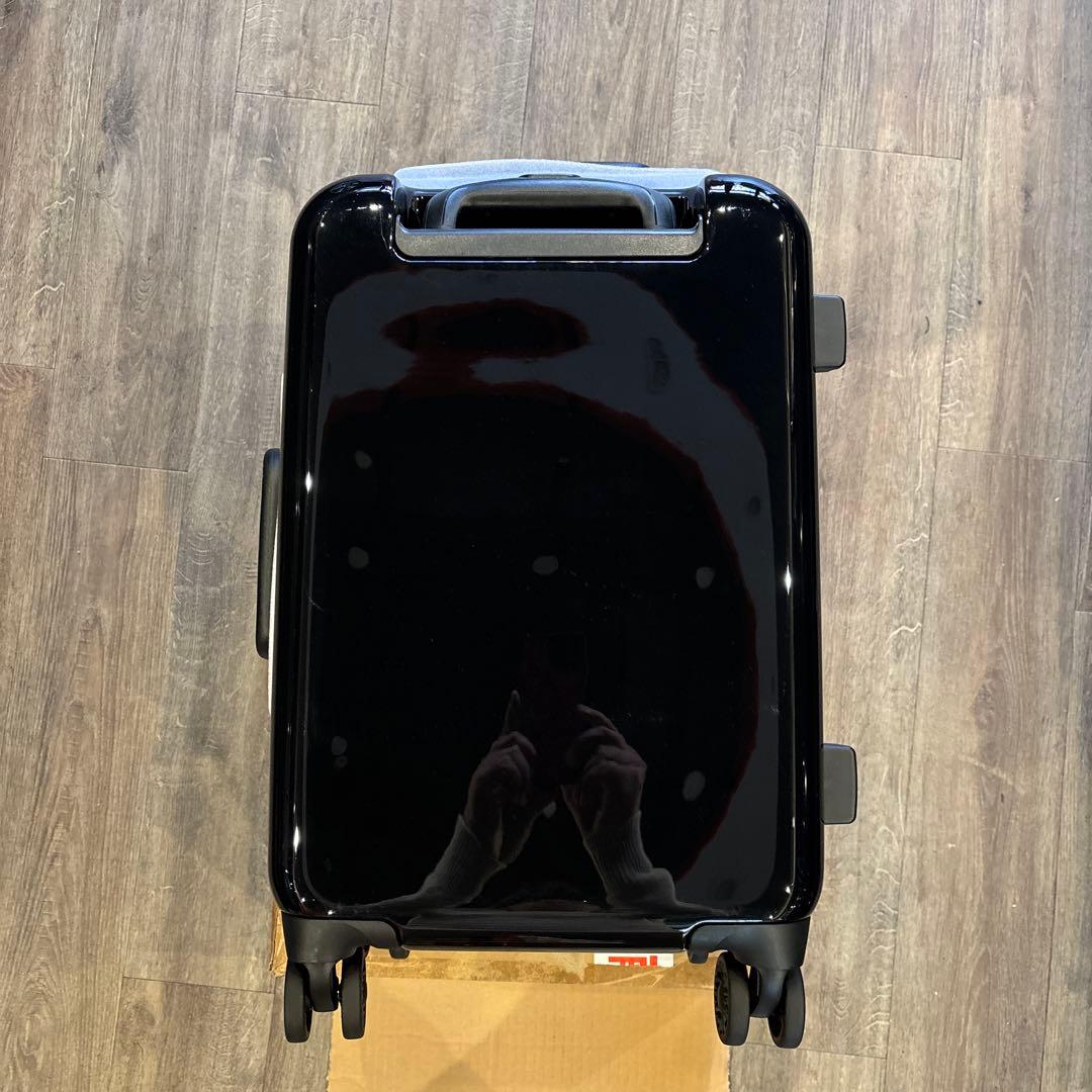 メルセデス・ベンツ ブラック キャリーケース