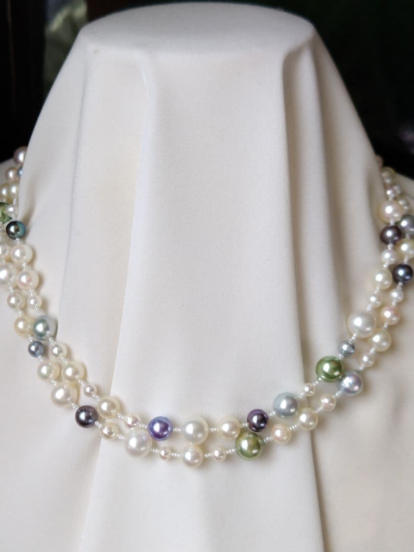 アコヤ真珠マルチカラー、マルチサイズ、あこや砂芥子パールのロングネックレス