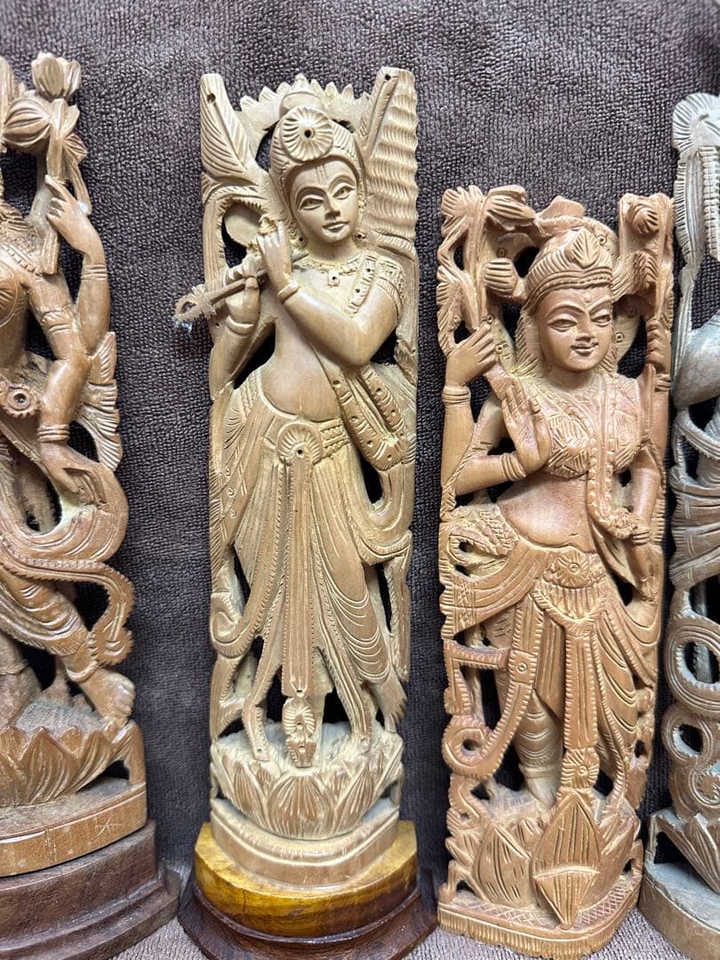 インド　白檀　弁財天　仏教美術　仏像 骨董 木像　木製　仏教　密教　置物