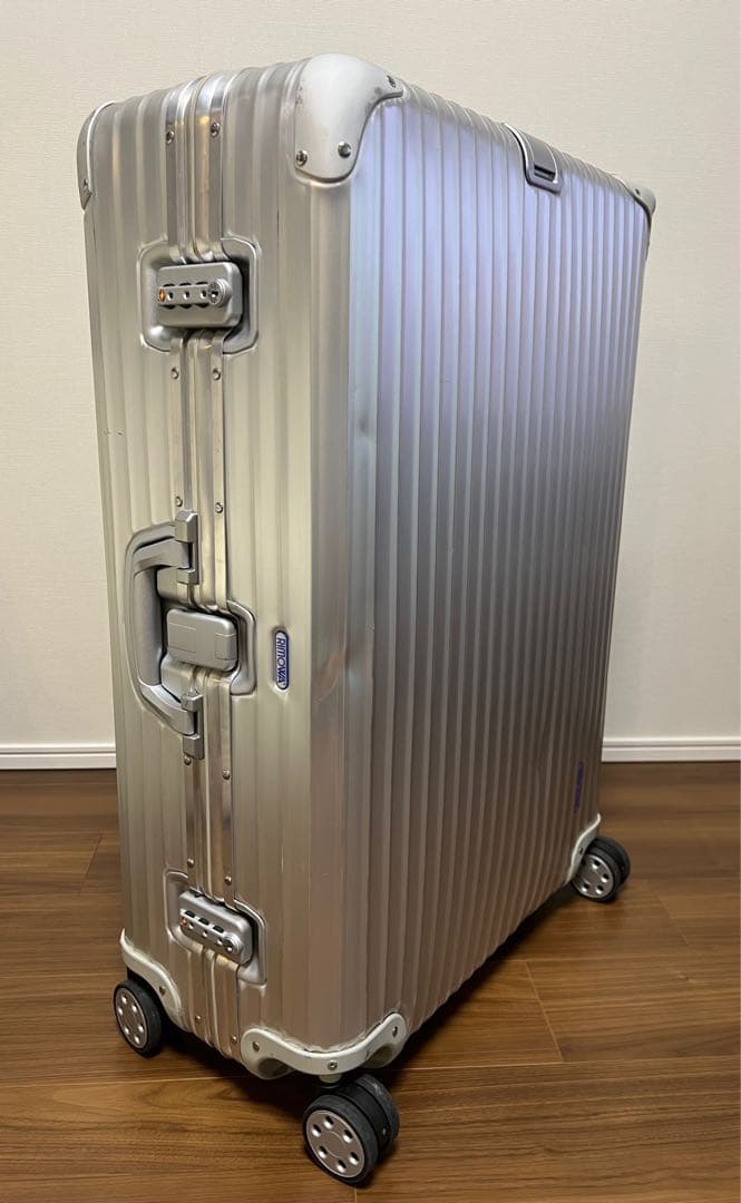 RIMOWA リモワ トパーズ 104L程度　四輪