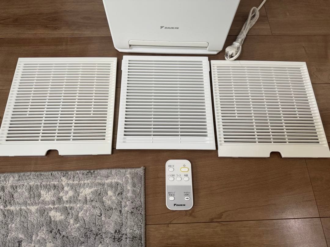 ダイキンMCK55U-W 加湿空気清浄機 加湿ストリーマ空気清浄機 ホワイト