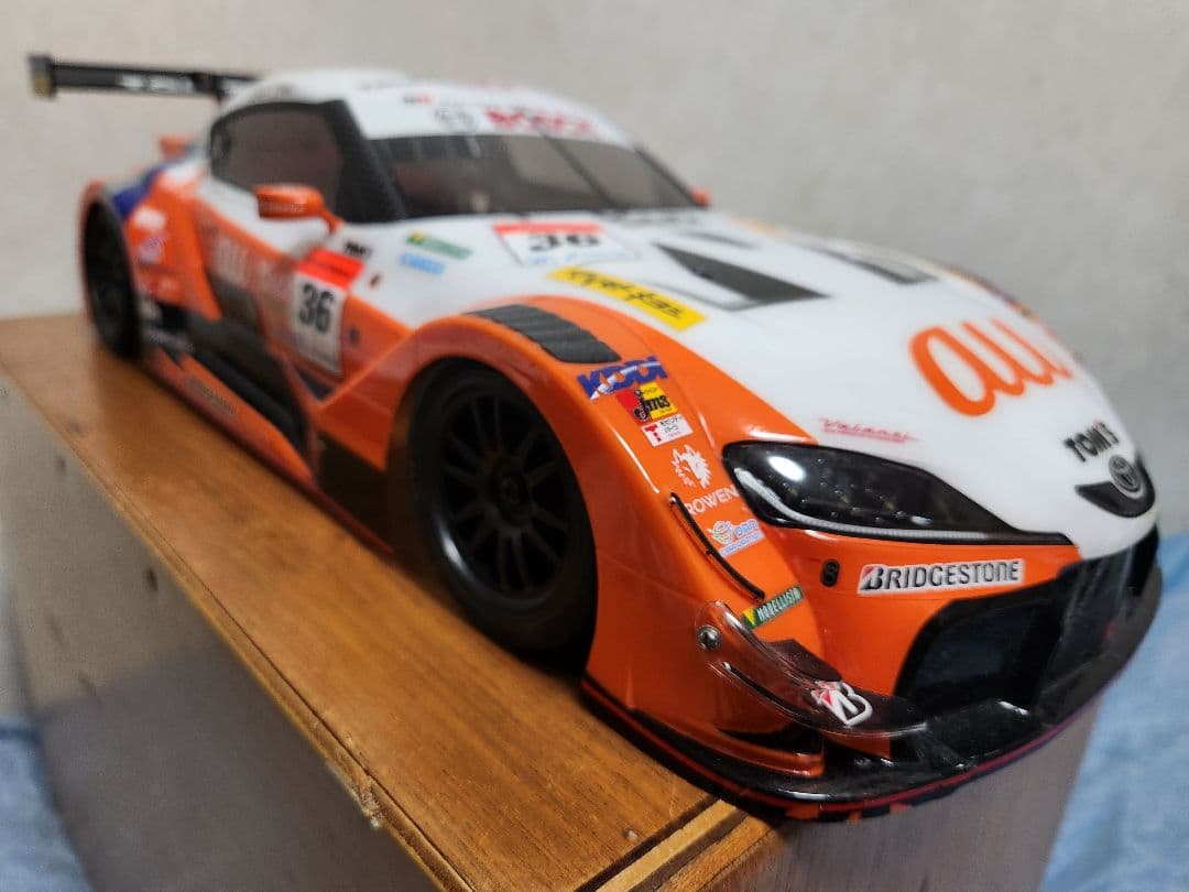 タミヤXB 1/10 au TOM'S GR Supra　スープラ　ボディ