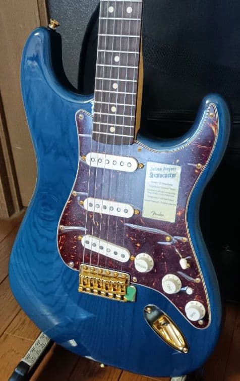 ギター Fender deluxe Players Stratocaster