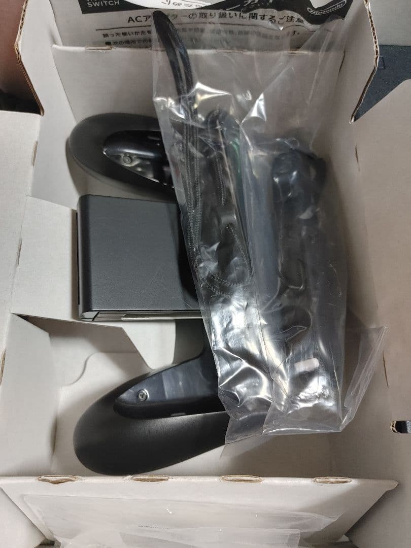 ニンテンドースイッチ　ドック　電源ケーブル　HDMIケーブル　グリップ