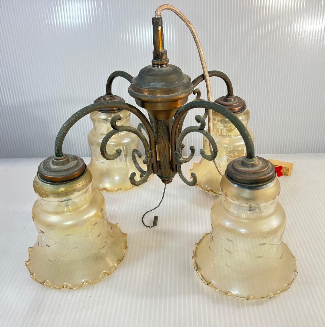 クラシックスタイル 4灯シャンデリア