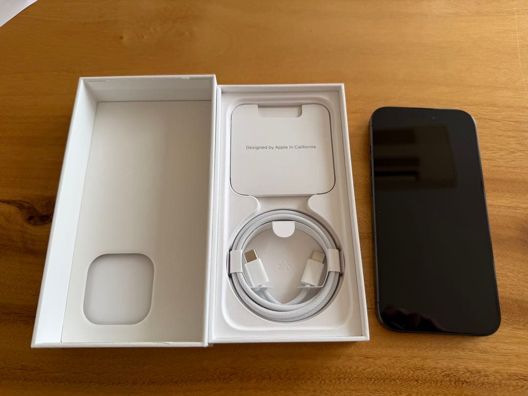 携帯電話本体 iPhone 15 pro