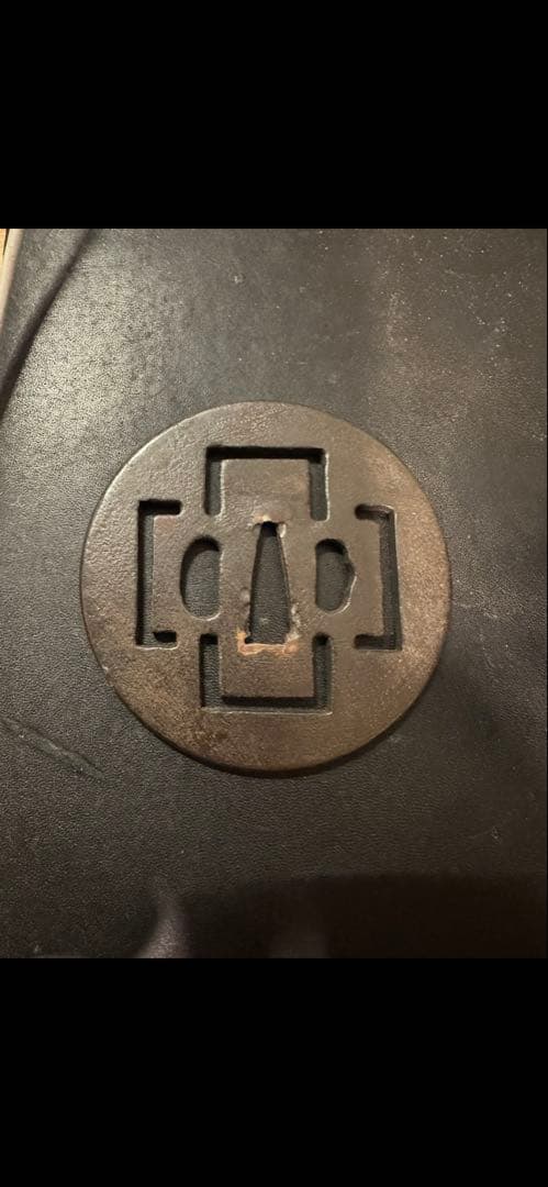 鍔　剣花菱図、謎図柄二枚