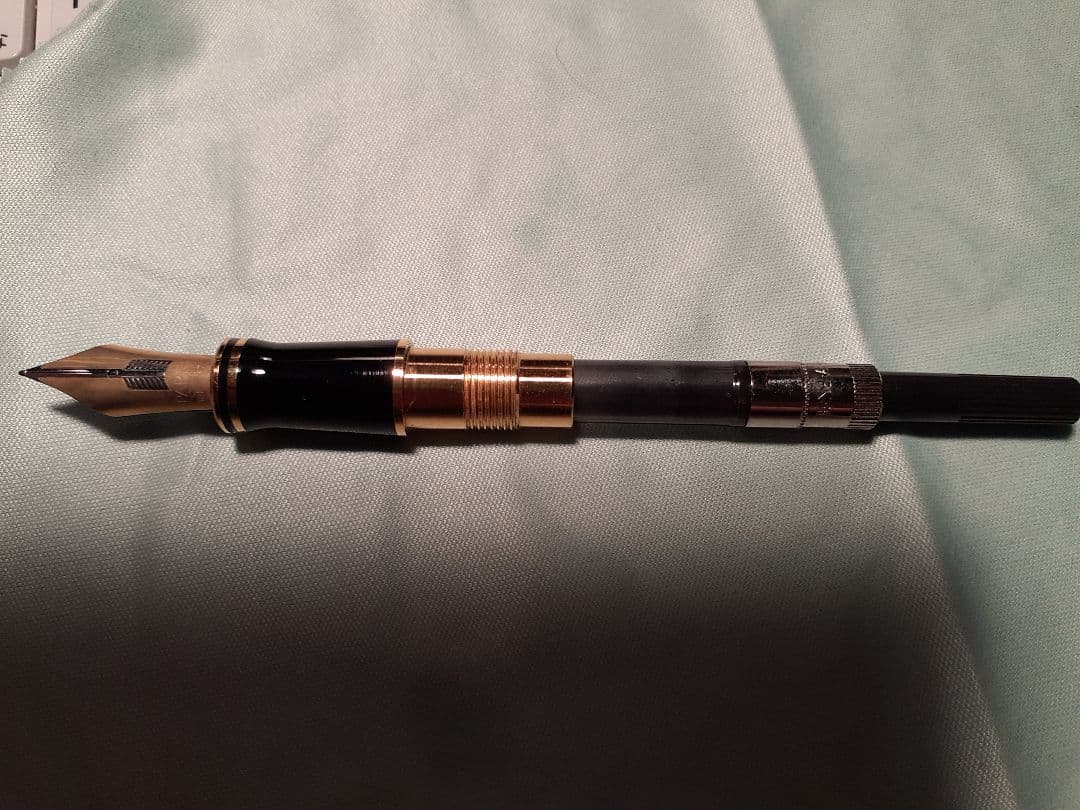 パーカー（Parker）デュオフォールド万年筆（F）