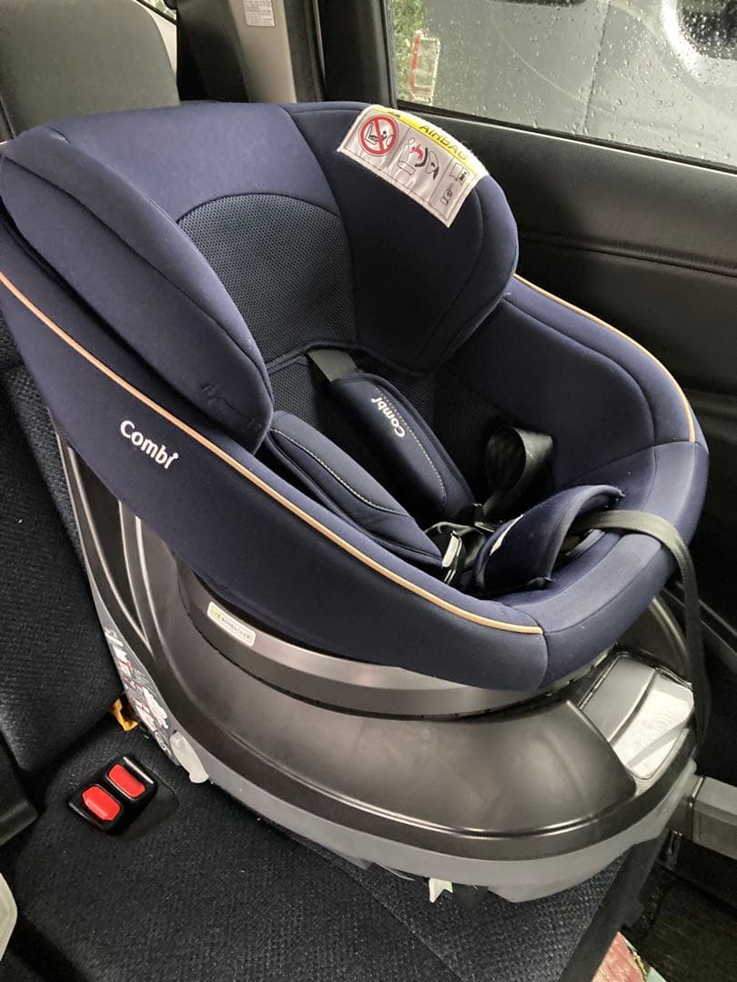 Combi 車用チャイルドシート ISO-FIX ネイビー