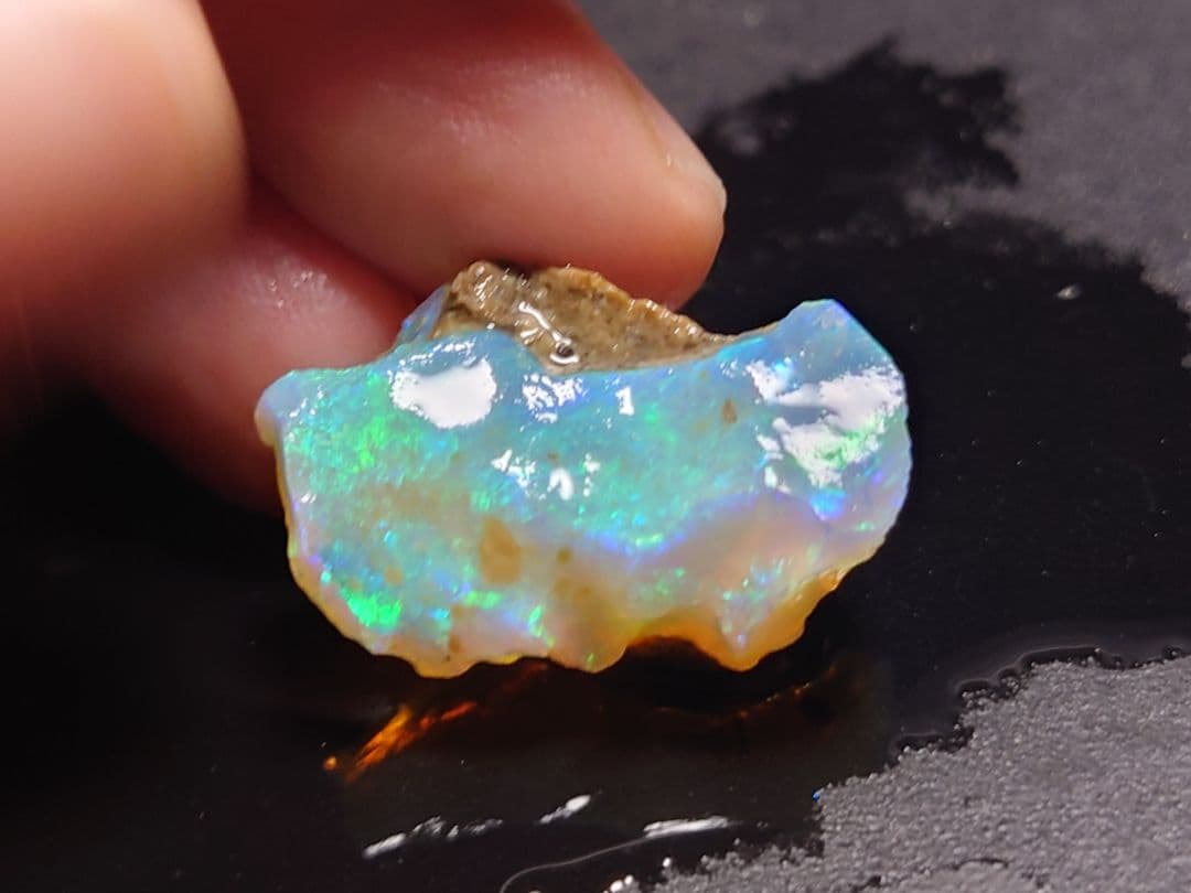 エチオピアウェロ産　チョーク　オパール　原石　鉱物標本