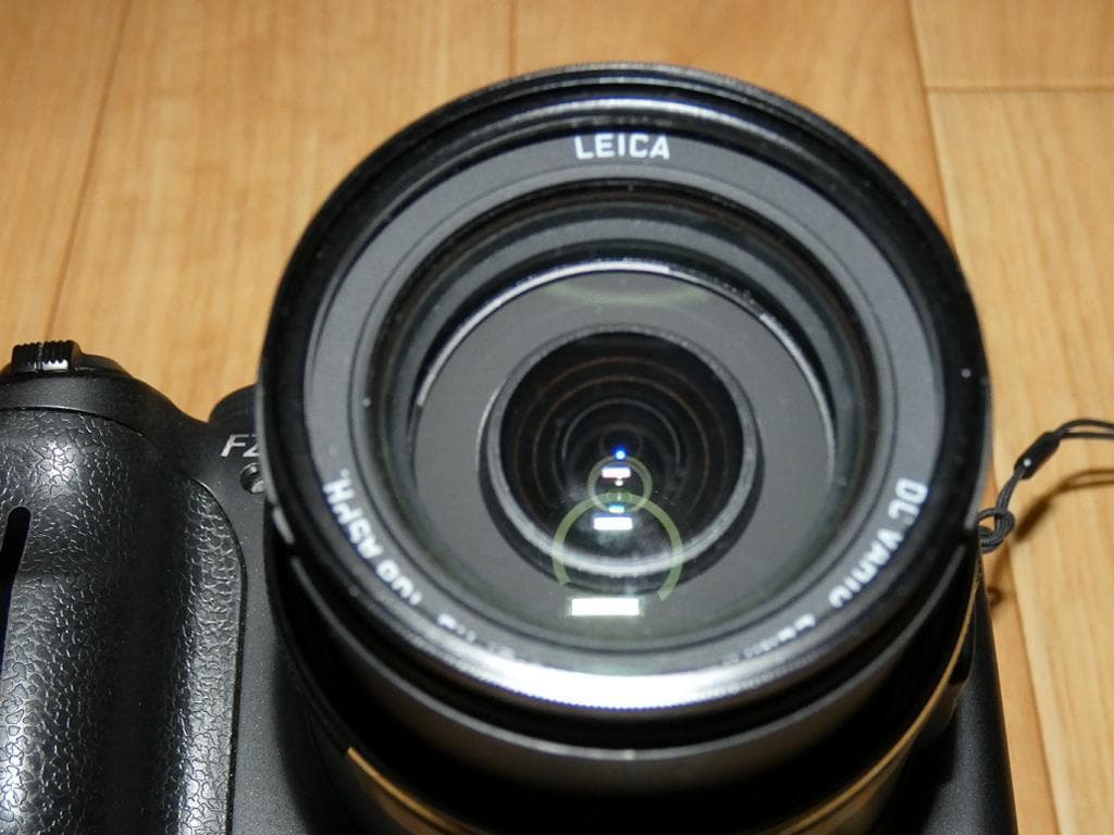 Panasonic LUMIX DMC-FZ150 デジタルカメラ