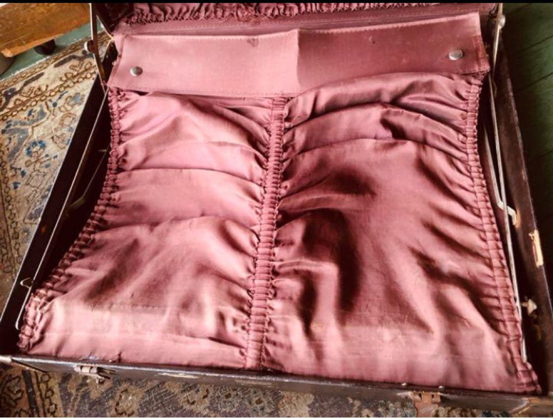 湯布院アンティーク英国ヴィンテージ トラベルバッグ 革製ブリティッシュカントリー