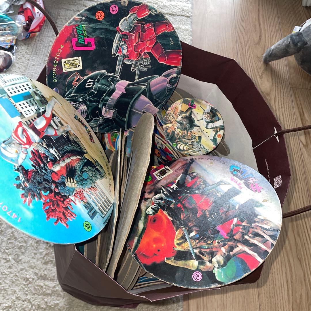 蔵から出てきたメンコ類