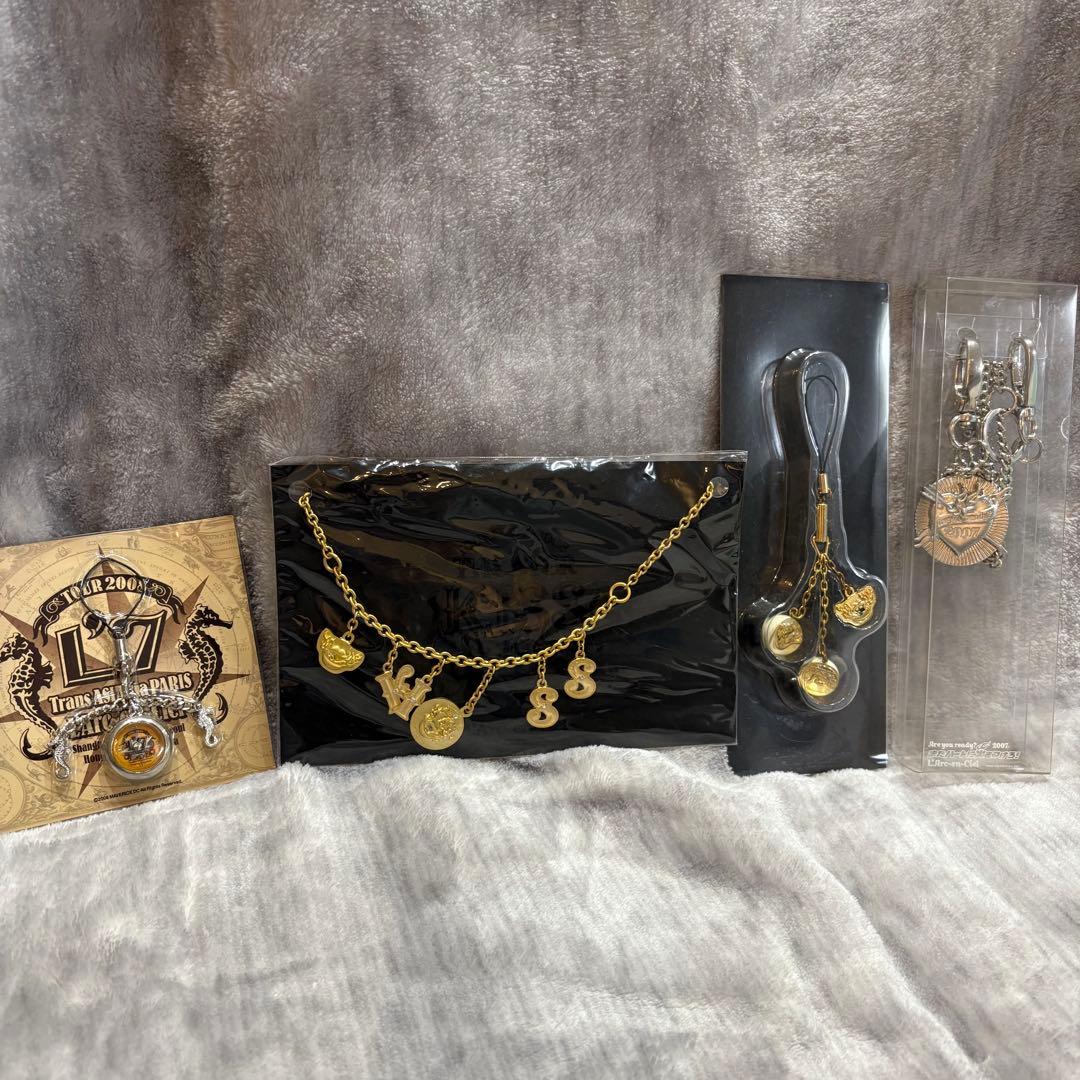 L'Arc〜en〜Ciel hyde ライブグッズ