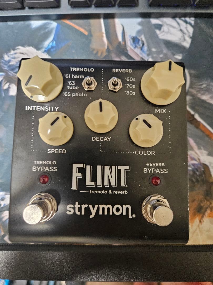 ギター Strymon FLINT V1