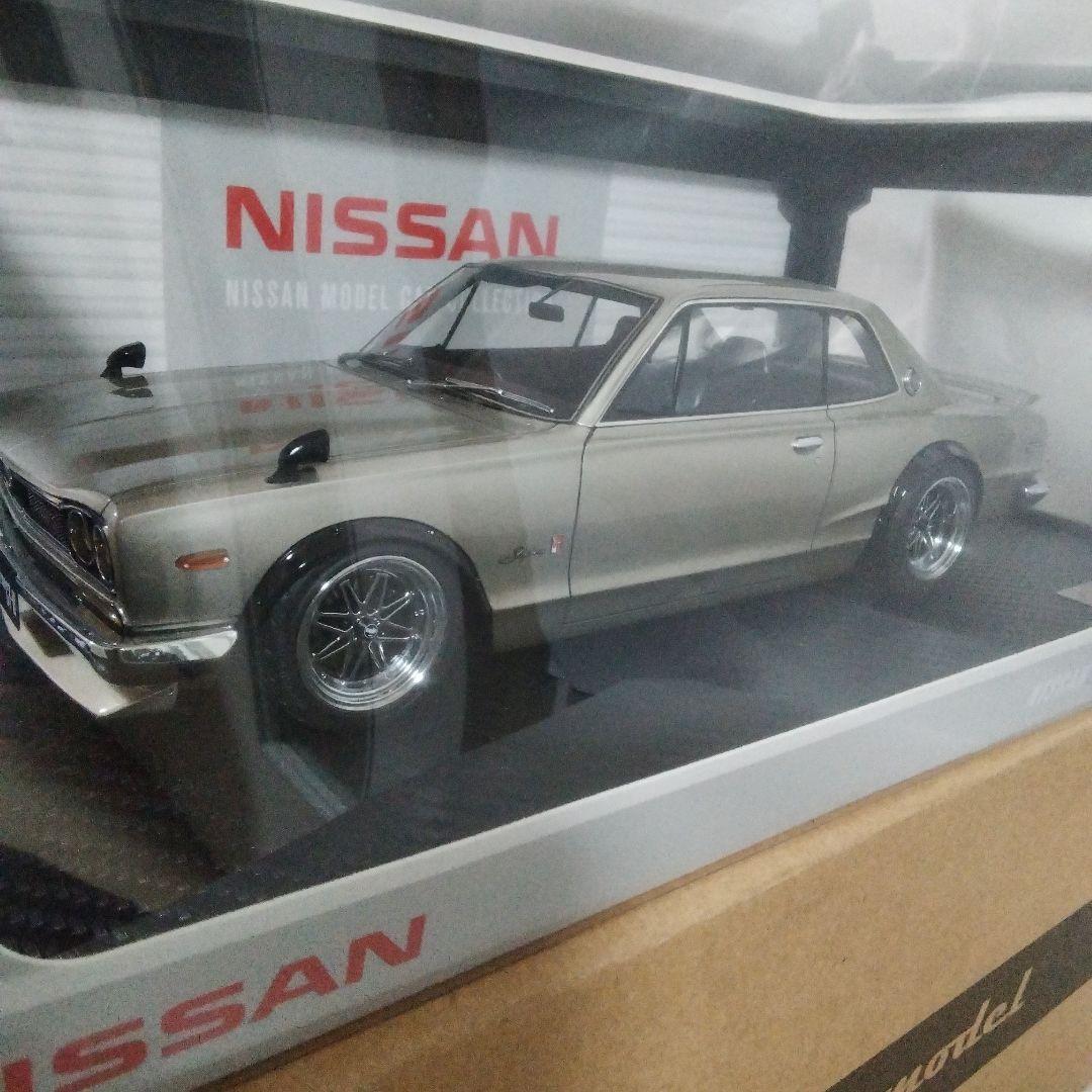 Nissan GT-R 1/18スケールモデル