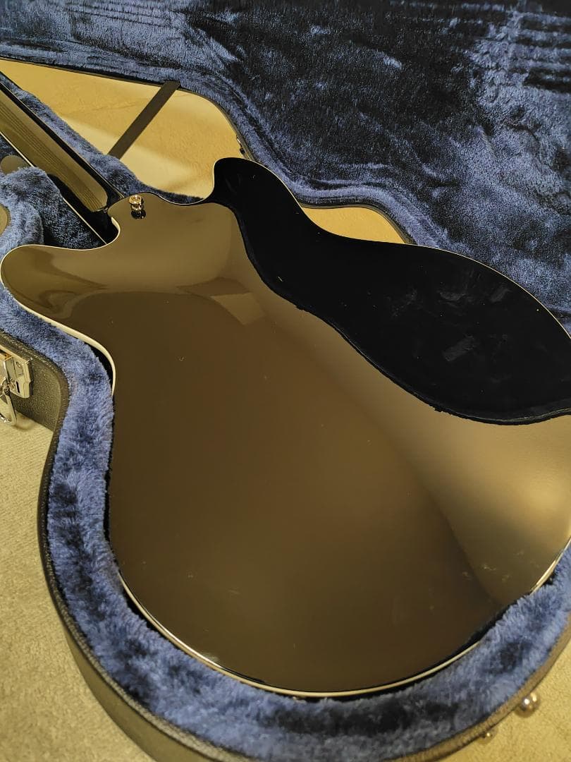 VOX / Bobcat V90 セミアコ ギター ハードケース付き