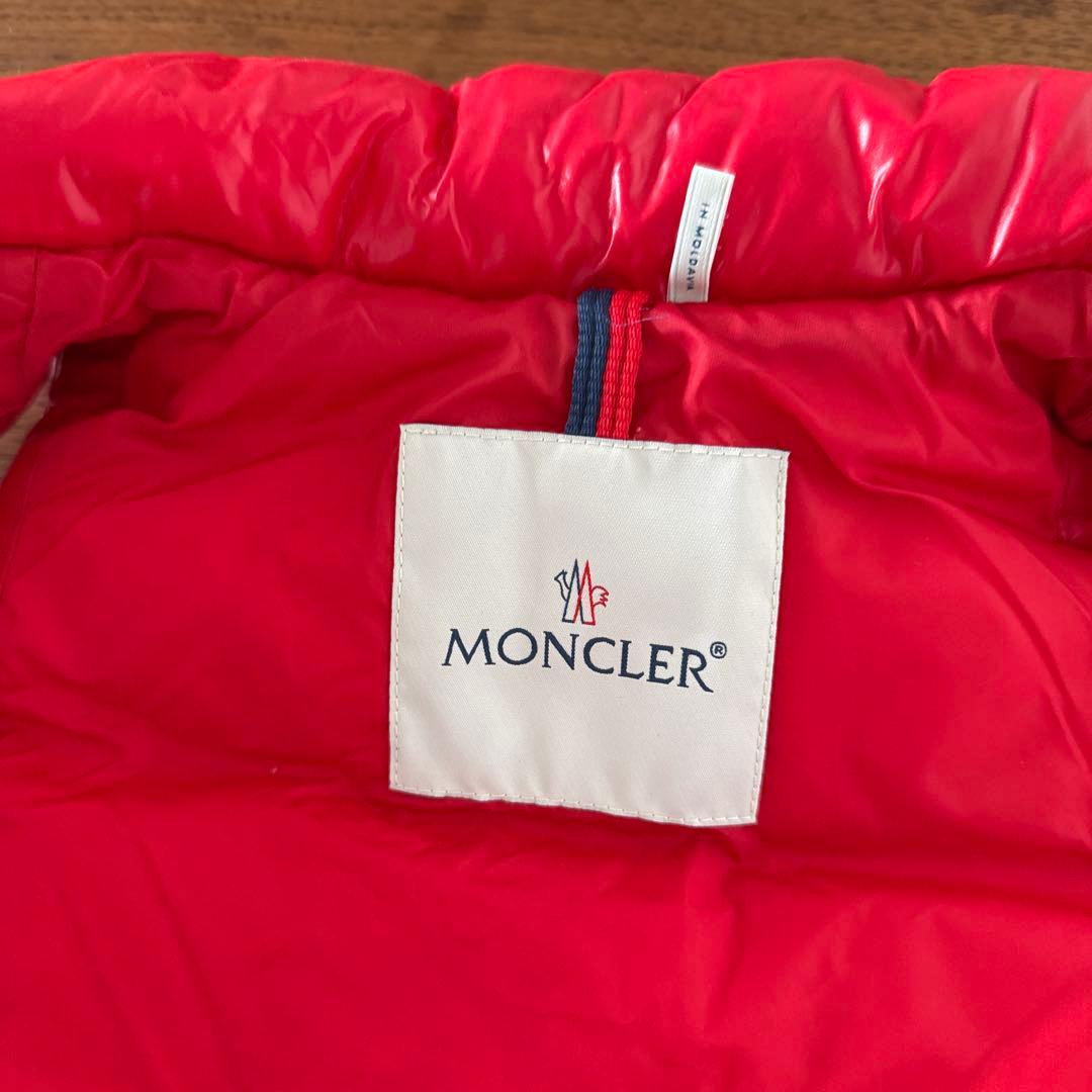 MONCLER ダウンベスト レッド　2T