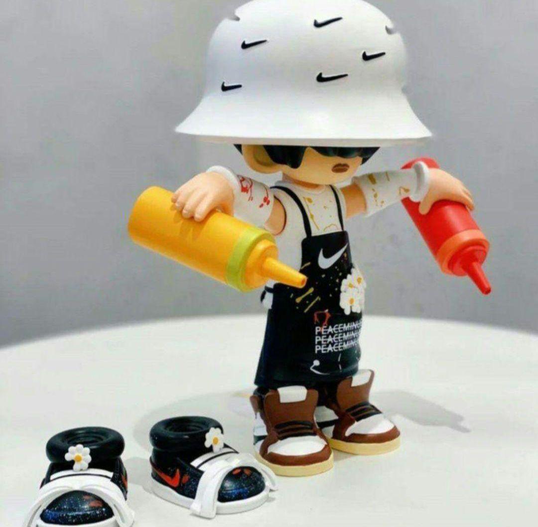 G-DRAGON PEACEMINUSONE フィギュア 지용 지드래