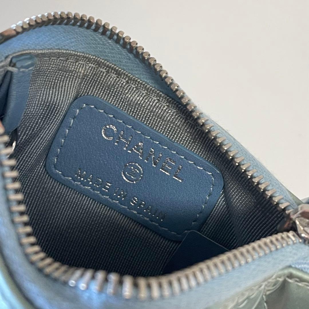 CHANEL シャネル　エナメル　ケース　マトラッセ　ライトブルー
