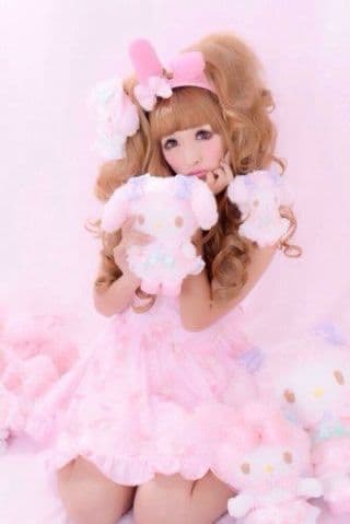 新品未使用マイメロ桜咲姫奈スイートラブリーぬいぐるみポシェットおめかしロリータ姫
