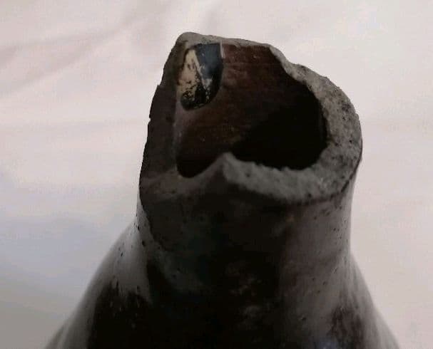 古唐津　飴釉徳利(首欠け)