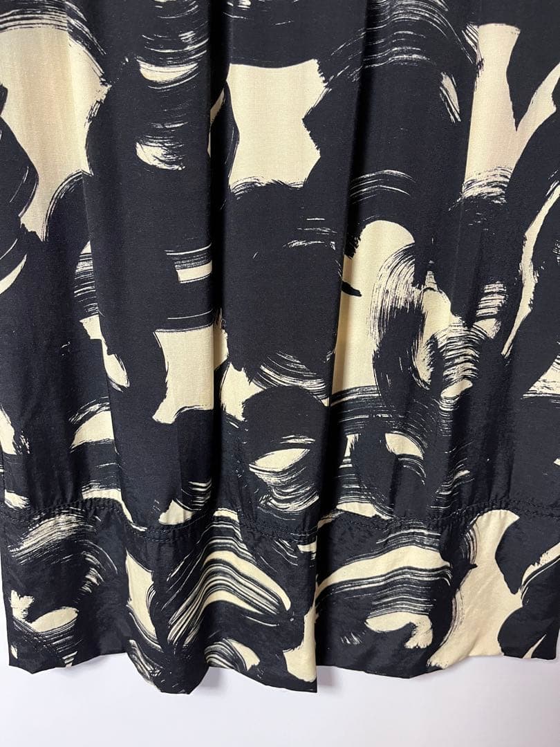 ア*ェ様 colville 抽象パターン ひざ丈スカート IT 40