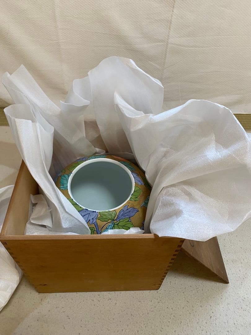 【希少＊限定品】肥前有田焼 文右エ門 飾壺・花入