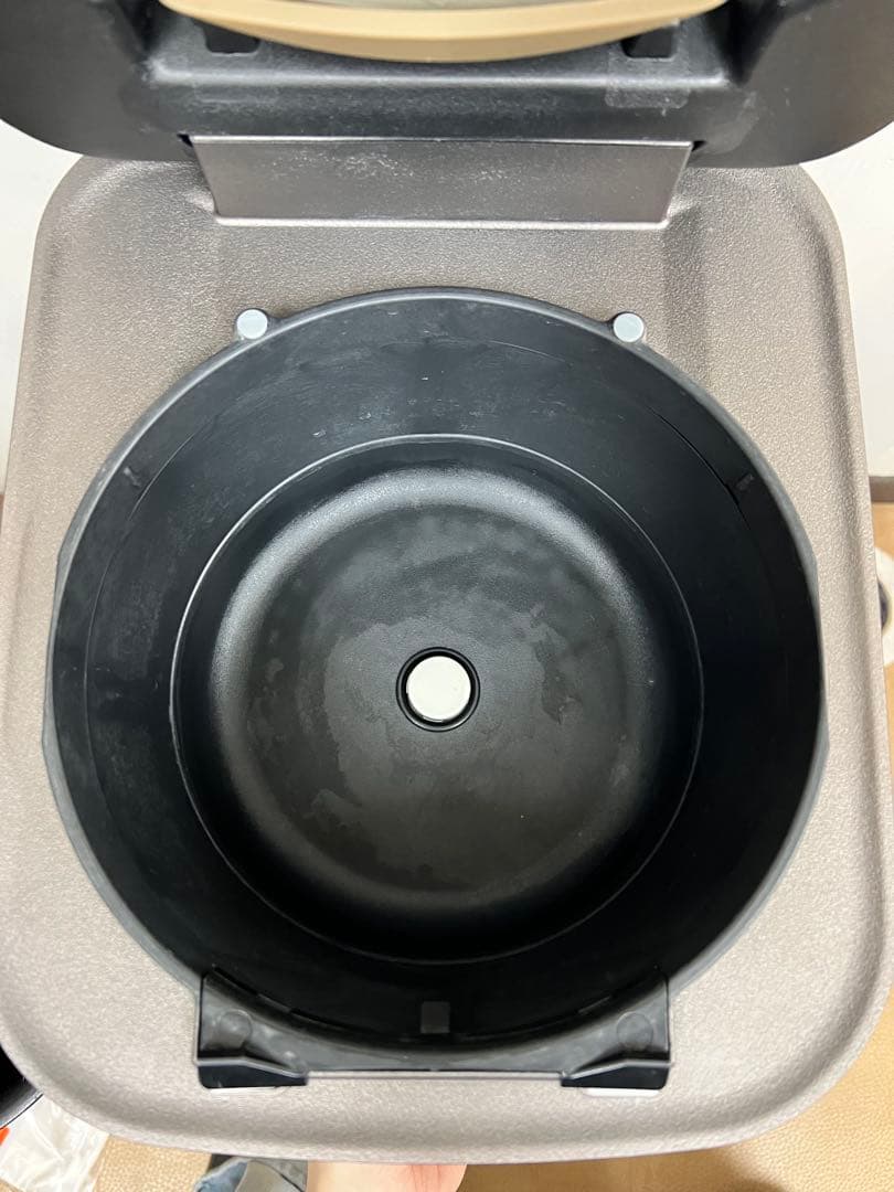 HITACHI 圧力IH炊飯器 RZ-W100EM 2022年製