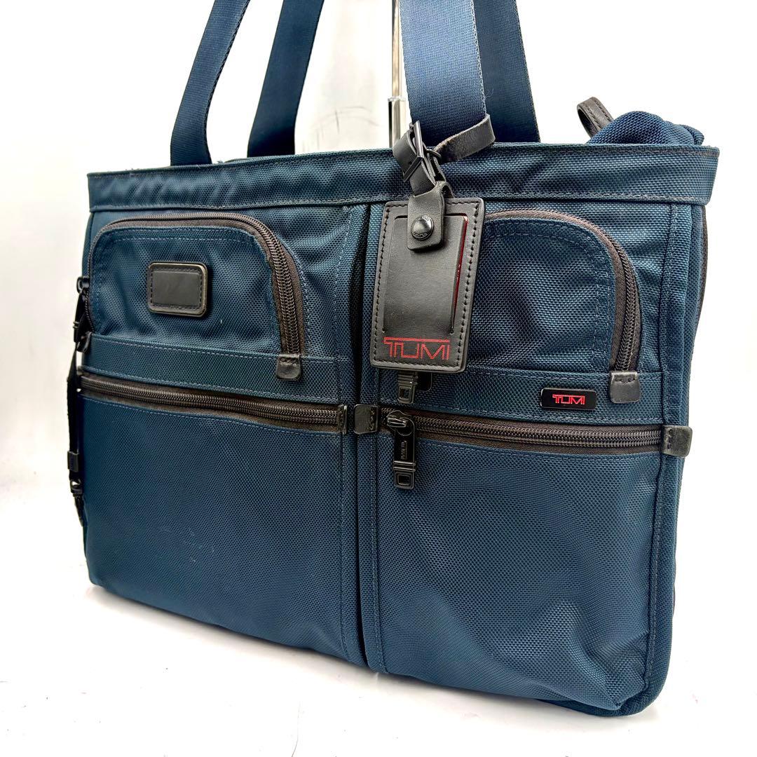 【入手困難✨】TUMI シップス別注 ビジネスバッグ A4可 肩掛け チャーム